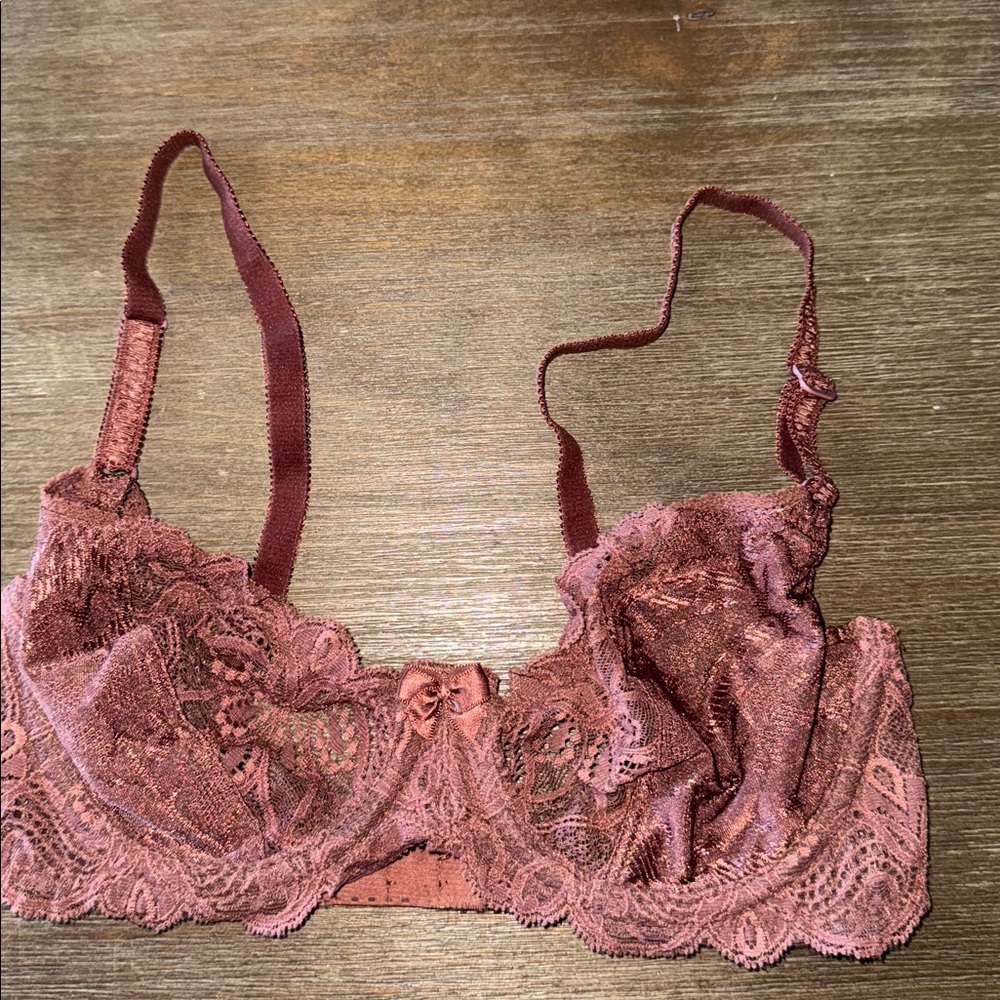 Valentino Intimo Lace Bra - Picture 2 of 4